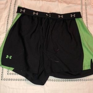 Black and green Under armour shorts